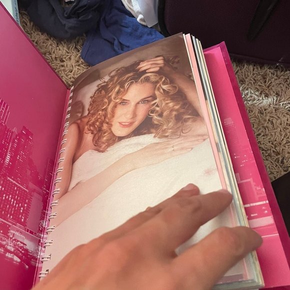 Sex and the City Complete Series - Picture 3 of 12